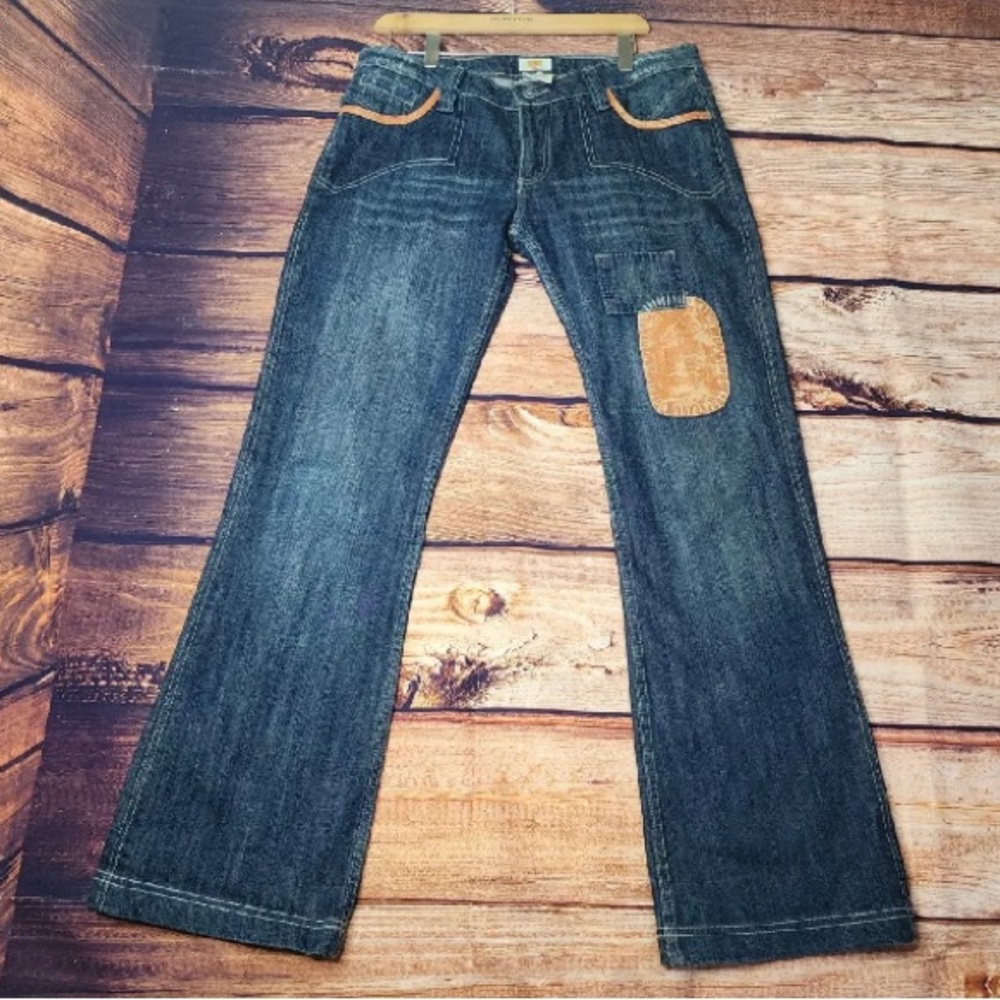 Antik Women's Denim Button Fly Jeans (30x31) Flared Embroidered Size 27